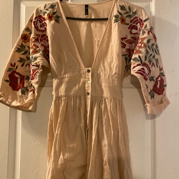 Dresses & Skirts - Zara maxi dress